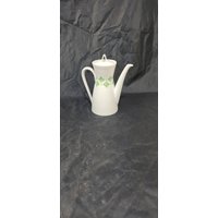 Vintage Kaffeekanne Form 2000 Von Raymond Loewy Und Richard Latham Für Die Rosenthal Studio-Linie Aus Deutschland Vintage Kaffeekanne Form 2000 Von Raymond Loewy Und Richard Latham Für Die Rosenthal Studio-Linie Aus Deutschland von andysupclassemporium