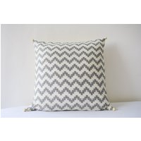 Schöne Black & White Chevron Jacquard Kissenbezug, Sommer Kissen, Schwarz Und Weiß-Kissen, Haushaltswaren, Kissen von anekdesigns