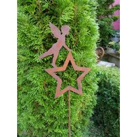 Edelrost Gartenstecker Putte Auf Stern Stehend Gartendeko Rost Rostengel Dekoengel Rostdeko Metall von angelsgardendekoshop