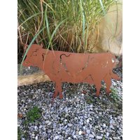 Edelrost Kuh Mollie, Auf Querstange Gartenko Metall Rostdeko Gartendeko von angelsgardendekoshop