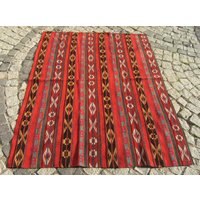 Handgewebter Vintage Kelim Teppich Aus Wolle Handgewebter Vintage Kelim Teppich Aus Wolle von angorarugstore