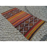 Vintage Kelim Teppich, Handgewebter Wollteppich, 120 X 240 cm von angorarugstore
