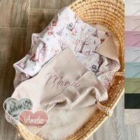 Babydecke Mit Namen | Geburtsdecke Kuscheldecke Boho Waldtiere Personalisiert Neutral Öko Geschenk Zur Geburt 100% Baumwolle von anilino