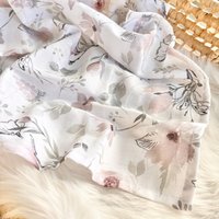Musselintuch Mit Blumen | Baumwolle Geburtsdecke Sommerdecke Musselin Babydecke Namen Kuscheldecke Geschenk Zur Geburt von anilino