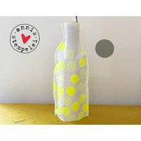 Vase, Flaschenhülle, Neon Gelb Vase, Flaschenhülle, Neon Gelb von annisstempelei