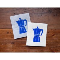 2Er Set Waschbare Schwammtücher Mit Espresso-Kanne, Blau, Weiß, Grau, Nachhaltig, Siebdruck, Geschenk Kaffee -/Barista-Liebaber 2Er Set Waschbare Schwammtücher Mit Espresso-Kanne, Blau, Weiß, Grau, Nachhaltig, Siebdruck, Geschenk Kaffee -/Barista-Liebaber von anutdesign
