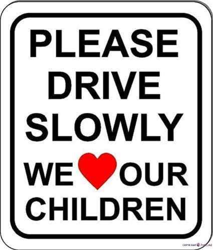 Metall-Blechschild "Please Drive Slowly We Love Our Children" mit Herzmotiv, 30,5 x 20,3 cm, Größenoptionen: Langsam, Wanddekoration, Garage, Straße, Hof, Metall-Blechschild Metall-Blechschild "Please Drive Slowly We Love Our Children" mit Herzmotiv, 30,5 x 20,3 cm, Größenoptionen: Langsam, Wanddekoration, Garage, Straße, Hof, Metall-Blechschild von apular