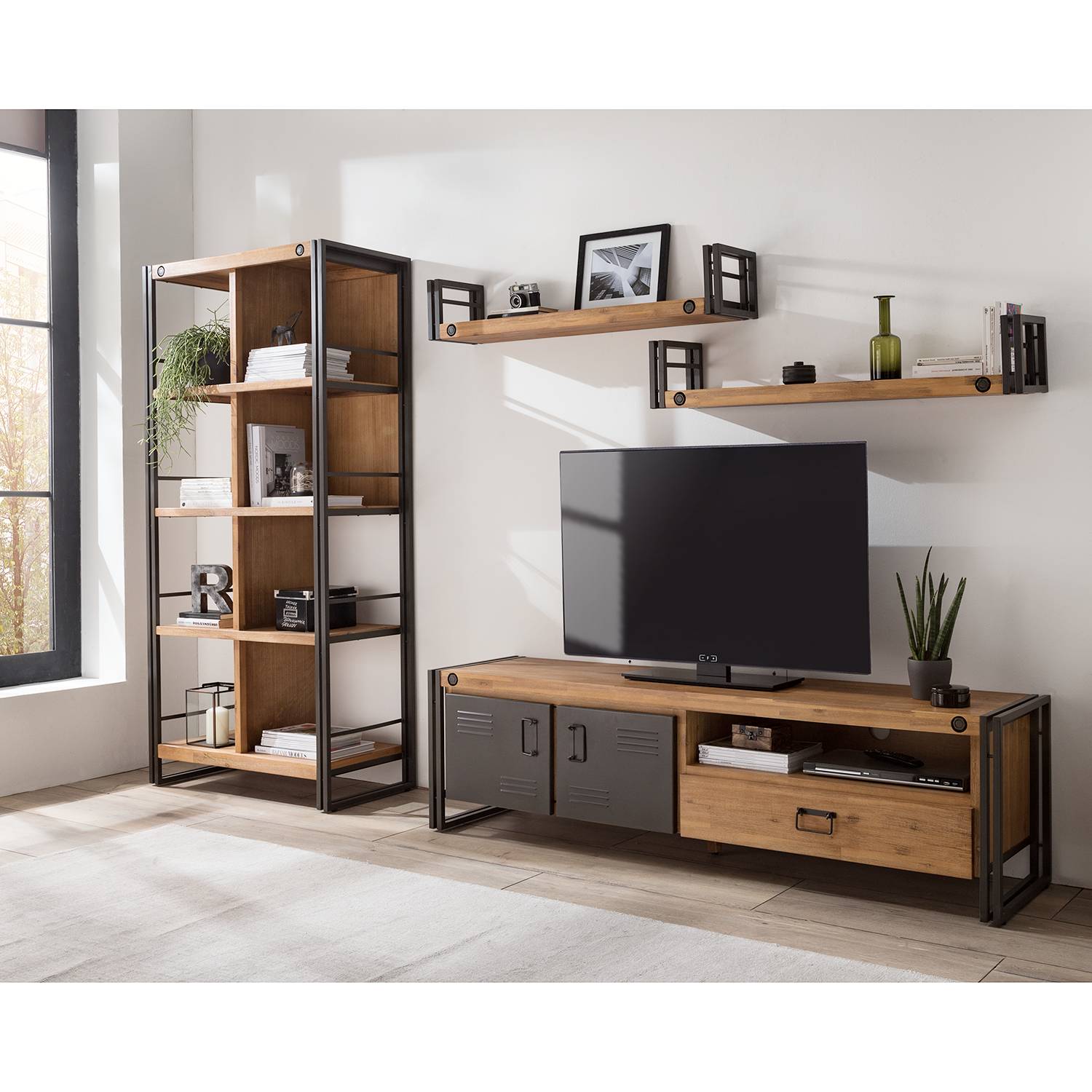 home24 Wandboard 2er-Set Böden: Massivholz Akazie, gebürstet & lackiert Gestell: Metall, pulverbeschichtet Braun 110cm von home24