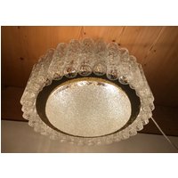 Doria Kronleuchter, Mid Century Modern Chandalier, Deckenleuchte, Murano Eisglas, Messing Kranz, Original 60Er Jahre Doria Kronleuchter, Mid Century Modern Chandalier, Deckenleuchte, Murano Eisglas, Messing Kranz, Original 60Er Jahre von artAvintage