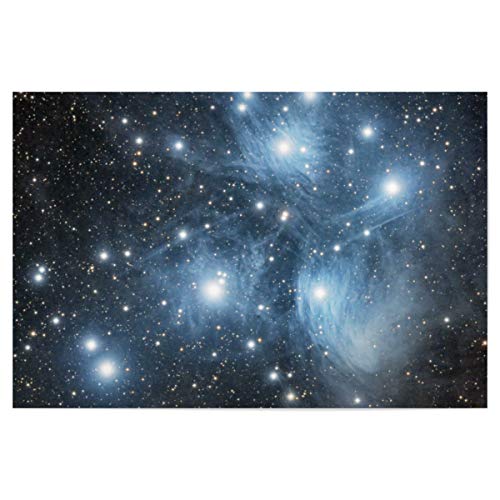 artboxONE Poster 45x30 cm Natur Die Plejaden - Messier 45" - Bild Astrofotografie Astronomie Galaxie von artboxONE