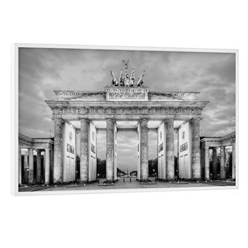 artboxONE Poster mit weißem Rahmen 45x30 cm Städte/Berlin Brandenburger Tor in schwarz-weiß - Bild Berlin von artboxONE