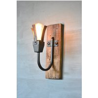 Rustikale Wandleuchte Holz & Schmiedeeisen Bauernhaus Licht von arteferrum