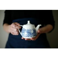 Tee Für Mich/Kleine Teekanne Blaue Wellen Petite Théière von artetmanufacture