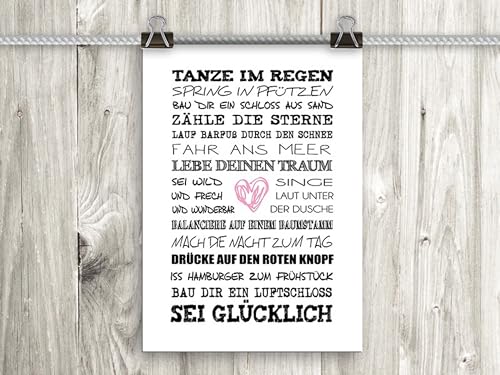 artissimo, Poster mit Spruch, Din A4, PE0041-DR, Tanze im Regen, Bild mit Spruch, Spruchbild, Wandbild, Plakat, Kunstdruck, Zitat, Sprüche, Wanddekoration, Typographie, Typografie von artissimo GmbH