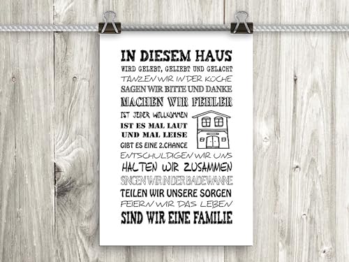 artissimo, Poster mit Spruch, Din A4, PE0043-DR, In diesem Haus.., Bild mit Spruch, Spruchbild, Wandbild, Plakat, Kunstdruck, Zitat, Sprüche, Wanddekoration, Typographie, Typografie von artissimo GmbH