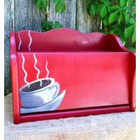 Brotdose in Weiß Mit Handbemalter Kaffeetasse Und Über Den Deckel Aufsteigendem Dampf von artworksbycarol