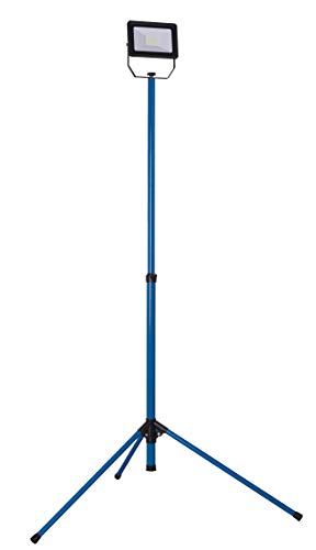 as - Schwabe OPTILINE LED Baustrahler mit Stativ 30 W 2700 Lumen - höhenverstellbar bis 1,6 m - Mobiler Scheinwerfer mit Stativ - 3 m Kabel - Arbeitsleuchte extrem robust - wasserfest IP65, 46350 as - Schwabe OPTILINE LED Baustrahler mit Stativ 30 W 2700 Lumen - höhenverstellbar bis 1,6 m - Mobiler Scheinwerfer mit Stativ - 3 m Kabel - Arbeitsleuchte extrem robust - wasserfest IP65, 46350 von as - Schwabe