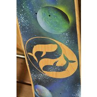 Whales Shine in Space - Handmade Graffity-Paint Skateboard Whales Shine in Space - Handmade Graffity-Paint Skateboard von ashwagandhalf