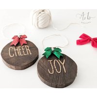 Personalisierbar Altholz Weihnachtsverzierung Gravierter Feiertagsdekor Personalisierbar Altholz Weihnachtsverzierung Gravierter Feiertagsdekor von asisdesignsshop