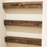 Schwimmende Regale Aus Zurückgefordertem Holz Rustikales Bauernhausdekor von asisdesignsshop