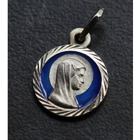 Medaille Unserer Lieben Frau Von Lourdes Medaille Unserer Lieben Frau Von Lourdes von atelierdemadamerose