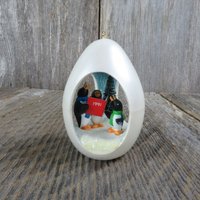 Vintage Pinguin Carolers Ornament Winter Überraschung Markenzeichen Weihnachten Ei Geformt 1991 von atgrandmastable