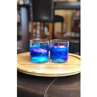 Lebhaftes Paar Blau + Lila Rocks Brillen; Ideal Für Jeden Tag Oder Als Geschenk Einen Geburtstag, Jubiläum, Hochzeit, Andere Besondere von babpaintedglassware