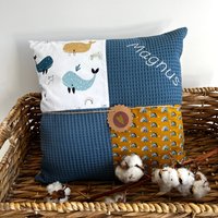Kissen Mit Name Personalisierbar Blauwal Senfgelb Blau Patchworkkissen Für Dein Baby Oder Kind von babrause