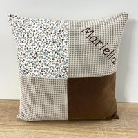Kissen Mit Name Personalisierbar Waffelpiquee Streublümchen Sande Patchworkkissen Für Dein Baby Oder Kind von babrause