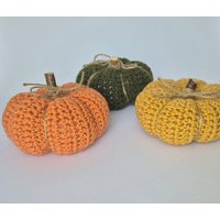 Kürbis Deko, Gehäkelt, Gehäkelter Kürbis, Deko Herbst, Herbstdeko Halloween Dekoration, Wohndeko Kürbis Deko, Gehäkelt, Gehäkelter Kürbis, Deko Herbst, Herbstdeko Halloween Dekoration, Wohndeko von bagsnap