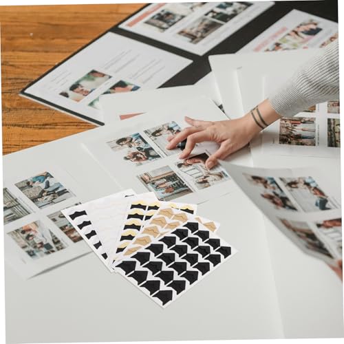 balacoo 5 Blätter Scrapbook Ecke Sticker mit Selbstklebenden Fotoecken in Retro Stil Vielseitig für Alben Journale und Bilderrahmen Starke Haftung DIY Scrapbook Zubehör in Gold Silber balacoo 5 Blätter Scrapbook Ecke Sticker mit Selbstklebenden Fotoecken in Retro Stil Vielseitig für Alben Journale und Bilderrahmen Starke Haftung DIY Scrapbook Zubehör in Gold Silber von balacoo