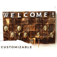 Personalisierter Holz-Mosaik-Schlüsselhalter Eingangsbereich von bamboobg