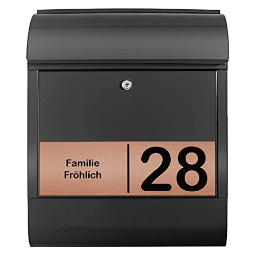 banjado® Briefkasten personalisiert mit graviertem Namensschild in Kupfer/Briefkasten schwarz 39x47x14cm / Briefkasten mit Hausnummer, Namen & Motiv Gravur 2 / Briefkasten mit Zeitungsfach von banjado