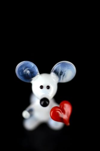 Maus mini mit Herz - Glasfigur - Miniatur aus Glas - Deko Setzkasten Vitrine Sammlerstück von basticks