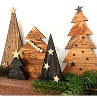 Rustikales Holz Weihnachtsbaum Set Sterngirlande & Perlenakzente von beARTwood