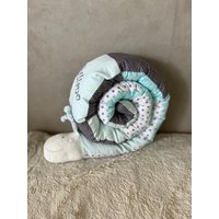 Be Froggy Schnecke Rolle Stillkissen Dekokissen Be Froggy Schnecke Rolle Stillkissen Dekokissen von befroggyDE