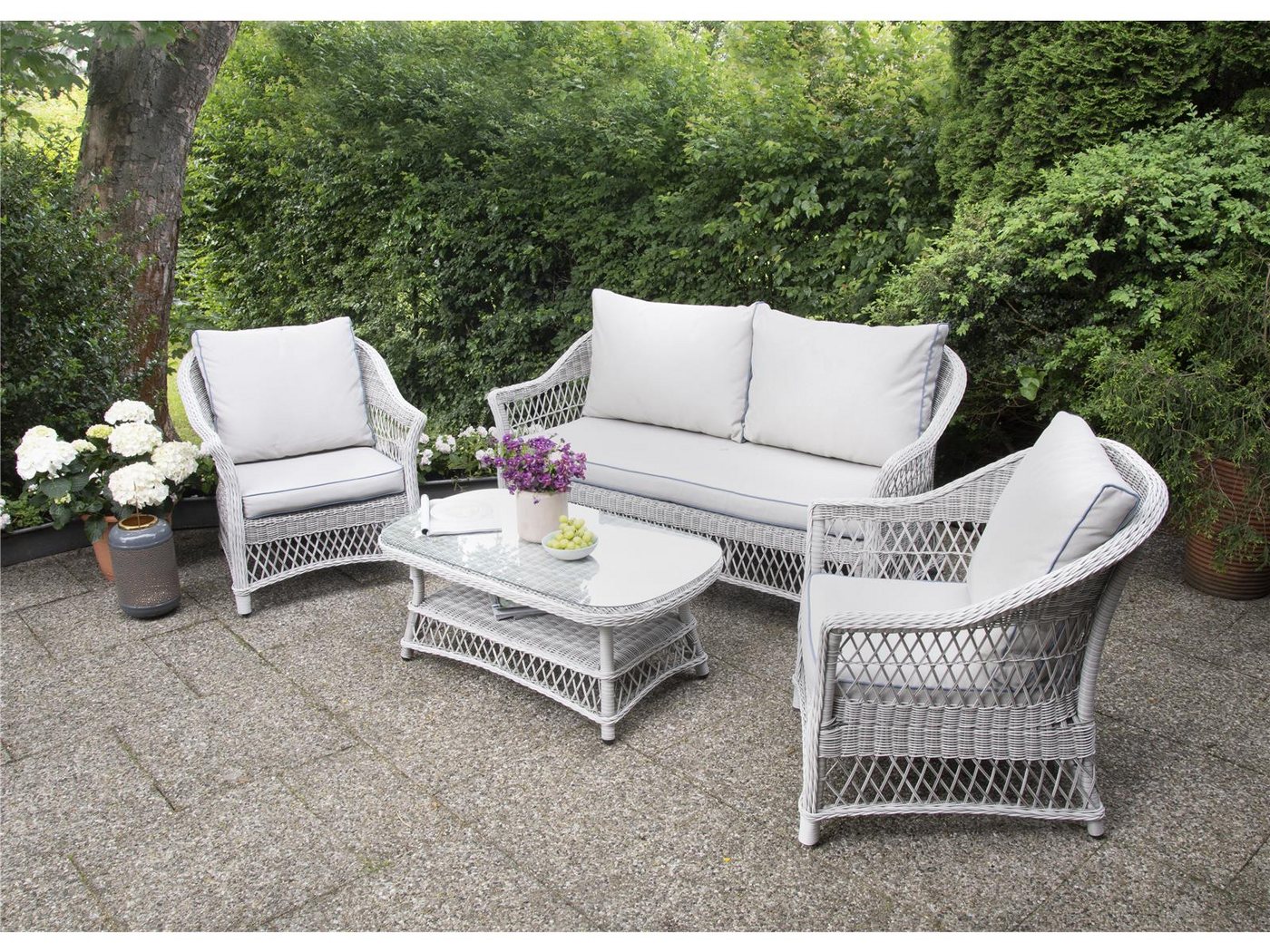bellavista - Home&Garden® Gartenlounge-Set Aluminium Lounge Lissabon, (Set, 4-tlg), Gartenmöbel Set inkl. Zweisitzer Gartensofa, zwei Sessel und Tisch von bellavista - Home&Garden®