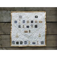 Adventskalender Heart Of Gold Christmas Von Stof, Weihnachtsdekoration, Wandbehang, Traditionelle Weihnacht Adventskalender Heart Of Gold Christmas Von Stof, Weihnachtsdekoration, Wandbehang, Traditionelle Weihnacht von bellazahn