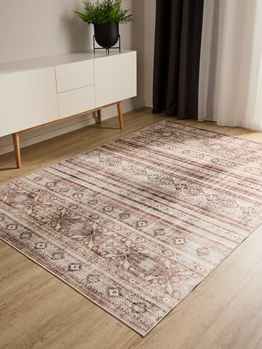benuta Basic Waschbarer Teppich George - Braun 160x230 cm - Kunstfaser - Rechteckig & im Style: Vintage, Elegant, Retro - Pflegeleicht für Wohnzimmer Schlafzimmer benuta Basic Waschbarer Teppich George - Braun 160x230 cm - Kunstfaser - Rechteckig & im Style: Vintage, Elegant, Retro - Pflegeleicht für Wohnzimmer Schlafzimmer von benuta