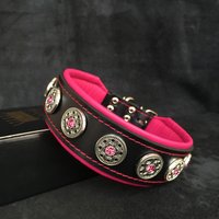 Bestia "Bijou" Halsband Mit Altsilber Dekoration Und Schmucksteinen. Einzigartige Polsterung Für Maximalen Komfort. S Bis Xl. Top Qualität Bestia "Bijou" Halsband Mit Altsilber Dekoration Und Schmucksteinen. Einzigartige Polsterung Für Maximalen Komfort. S Bis Xl. Top Qualität von bestiadoggear