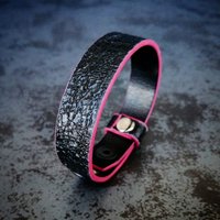 Bestia "Taurus" Designer Katzenhalsband. Echtes Leder. Einzigartiges Design. Handgefertigte Qualität von bestiadoggear