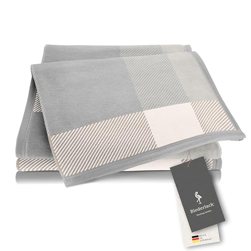 biederlack® Kuscheldecke aus Baumwolle und Polyarcyl I Made in Germany I Öko-Tex Zertifiziert I weiche Wohndecke Check Creme-grau kariert I leichte Couch-Decke I Sofa-Decke in 150x200 cm von biederlack