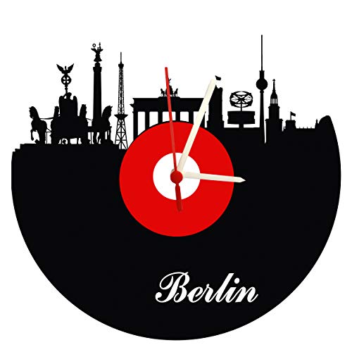 bigcopy e.K. Wanduhr Berlin Skyline rot-weiß Fußballuhr, hochwertige Acrylglasuhr Wanduhr mit lautlosen Quarzwerk von bigcopy e.K.