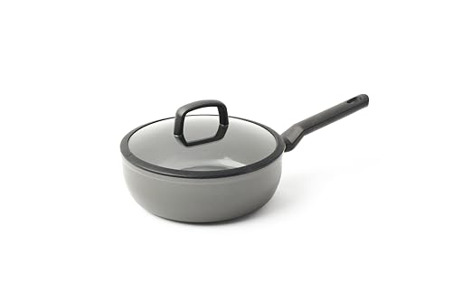 BK Cookware Balans Schmorpfanne aus Keramische mit Antihaftbeschichtung, 24 cm/3,4 l, mit Deckel, Induktionsgeeigent, PFAS-frei, Backofengeeignet bis 160 °C, Spülmaschinengeeignet, Grau von BK