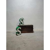 Vintage Leuchtbuchstabe S von blackpeacockvintage