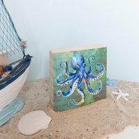 Oktopus Sealife Meer See Ozean Küste Holzbild Holzblock | 10x10x2cm Geschenk Urlaub Sommer Maritim Deko Wohndeko Bad Wohnaccessoire von WishcraftersDE