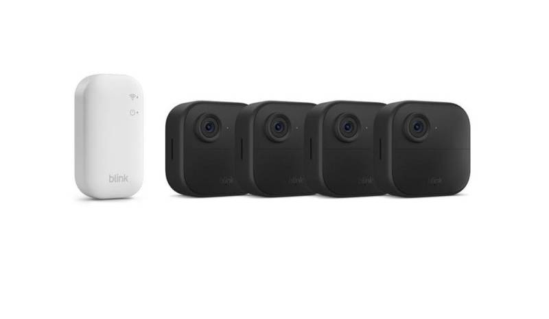 blink Überwachungskamera Kamera Outdoor 4 Sicherheitskamera 4-Kamera-System Überwachungskamera (Außenbereich, Innenbereich, Set, inkl. Sync Modul Core, integriertes Mikrofon) von blink