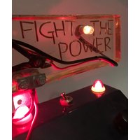 Lichtobjekt "Fight The Power" Lichtobjekt "Fight The Power" von blinksdinks