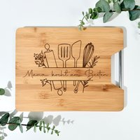 Bambusbrett Mit Griff | 32, 5x25 Individuell Personalisierbar Grillbrett| Schneidebrett Servierbrett von bloomstdesign