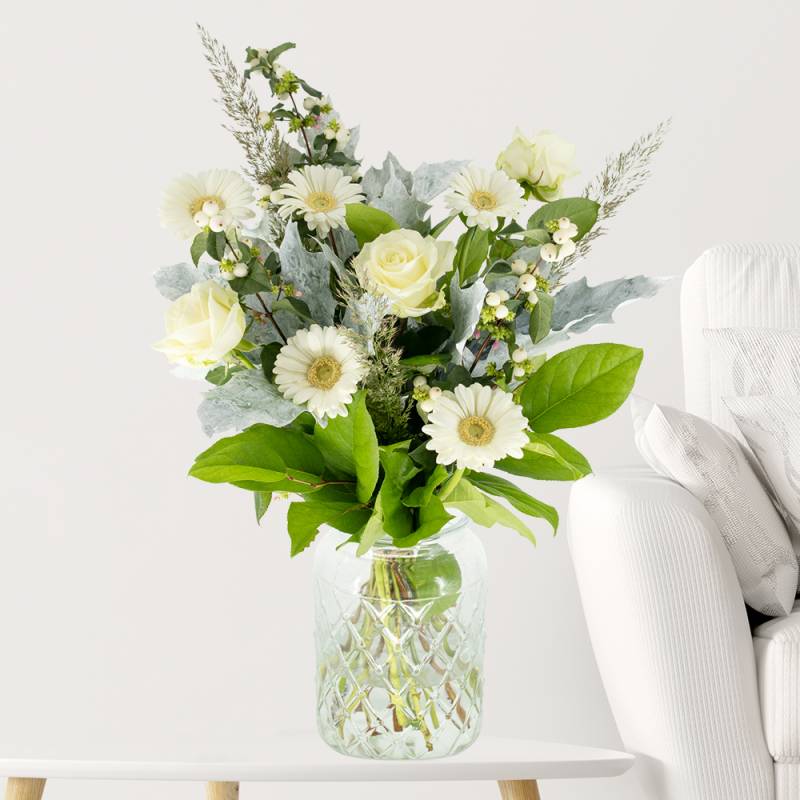 Blumenstrauß Weiße Harmonie von blumenshop.de